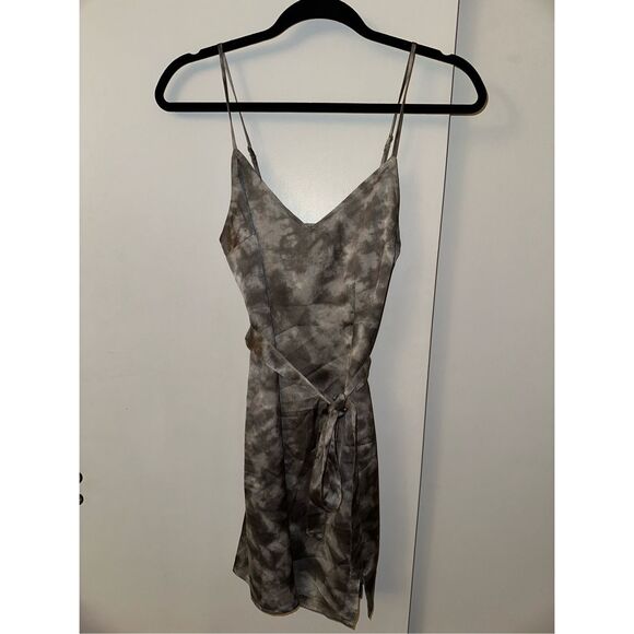 Abercrombie & Fitch Dresses & Skirts - Abercrombie and Fitch Women’s Gray Tie Dye Belted Skip Dress XS Gently Worn